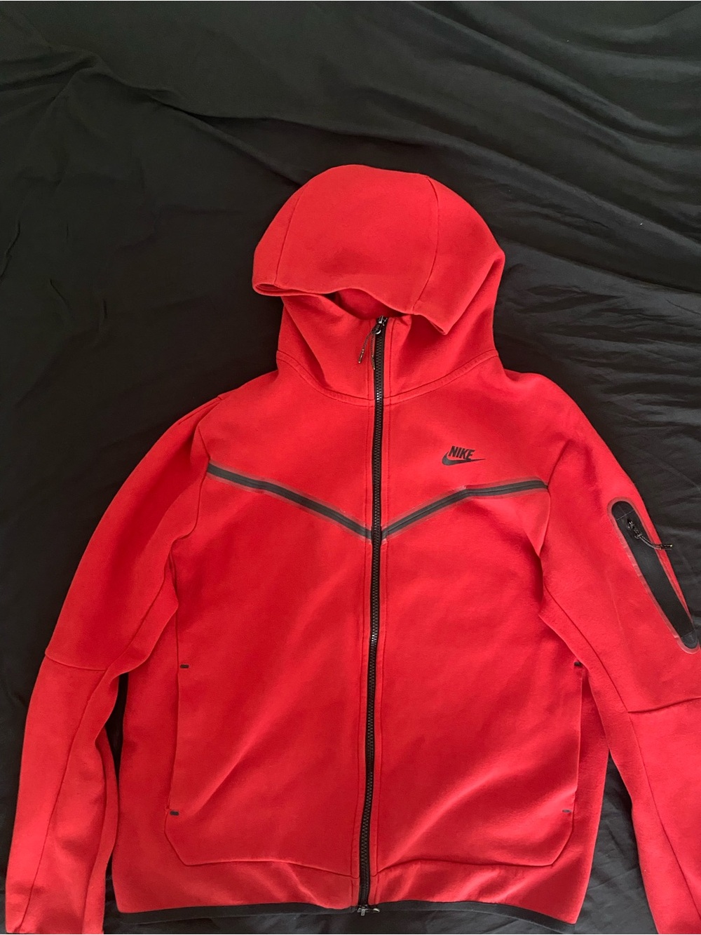 Nike tech red